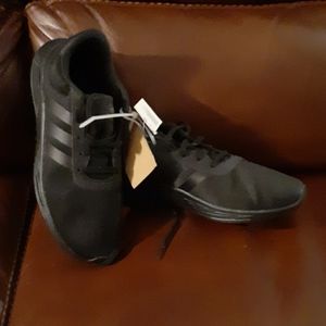 Adidas running sneakers (black, mens) size 6